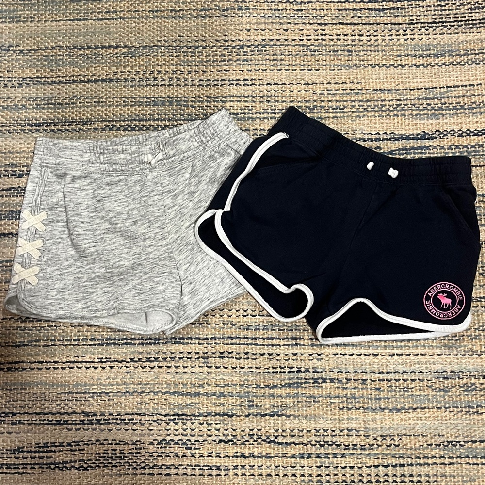 VG Condition!! Set of 2 Girls Abercrombie sweat shorts size 15/16